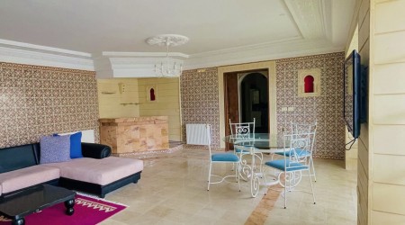 Magnifique villa avec hammam arabesque et piscine